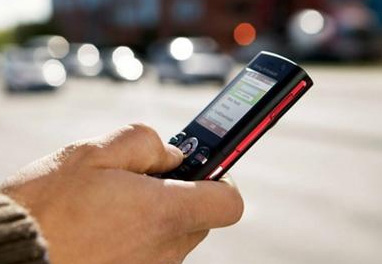 4 7 million new phone accounts in first half of year